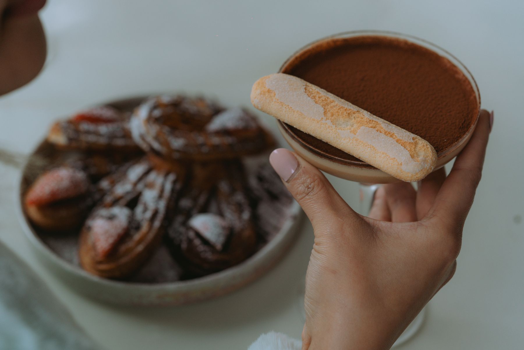 Dessert maison au chocolat et biscuit
